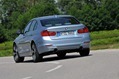 2013-BMW-AcitveHybrid-3-39