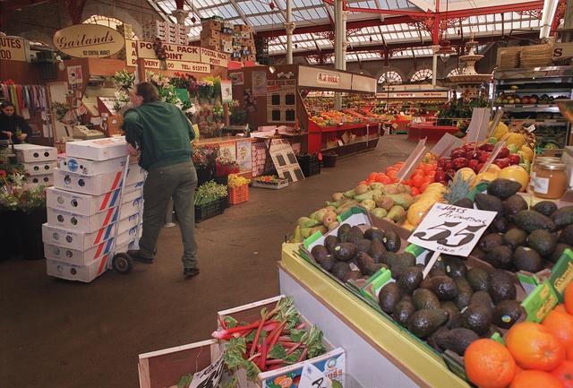 [Fruit%2520%2526%2520Veg%2520Market%2520in%2520St%2520Helier%255B11%255D.jpg]
