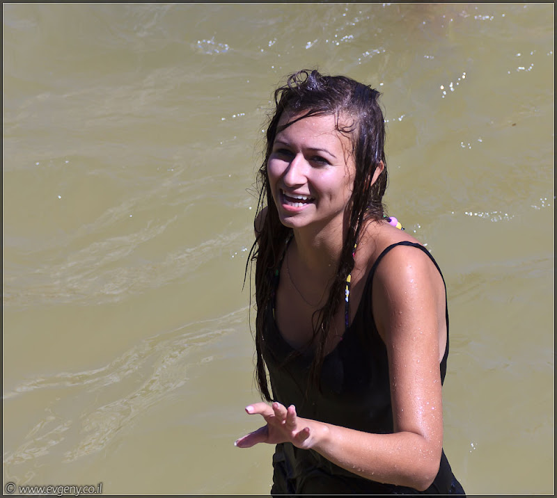 il/Настоящее мочилово в центре Тель Авива (20110701 ta water war 047 6788)