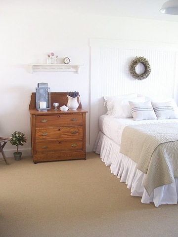 [COMBEDROOM313.jpg]