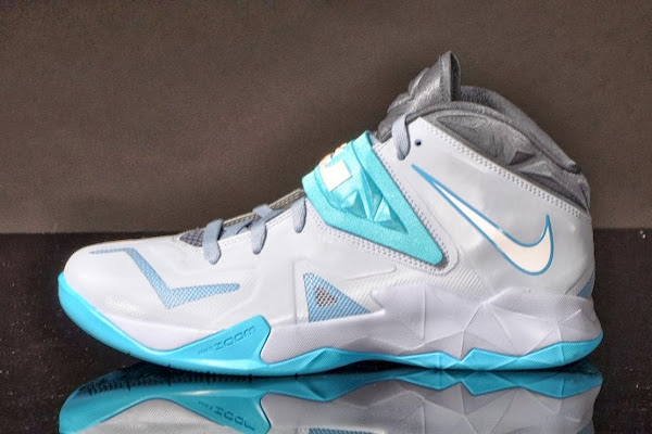 Nike Zoom Soldier VII in Light Armory Blue  White  Gamma Blue