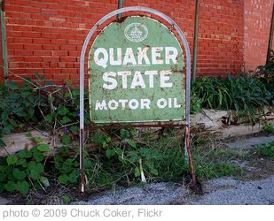 'Quaker State Motor Oil' photo (c) 2009, Chuck Coker - license: http://creativecommons.org/licenses/by-nd/2.0/