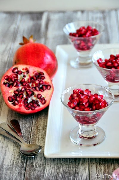 How to Remove Seeds from Pomegranate, the Easy Way    http://uTry.it