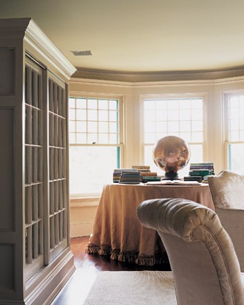 Similarly, beige and warm pinks are a beautiful and subtle combination.
Image from Martha Stewart Living. Similarly, beige and warm pinks are a beautiful and subtle combination.
Image from Martha Stewart Living.