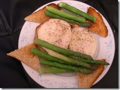  poached eggs and asparagus