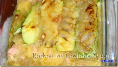 abobrinha com peito de perun e creme de cebola abobrinha com peito de peru e creme de cebola