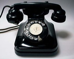 telefone_preto_antigo[7]