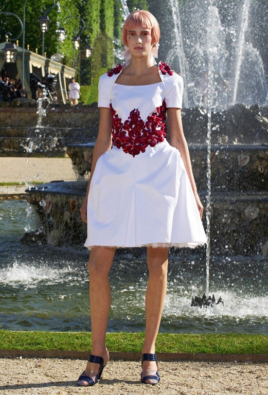 [chanel%252Bresort%252Bcruise%252B2013%252B8%255B5%255D.jpg]