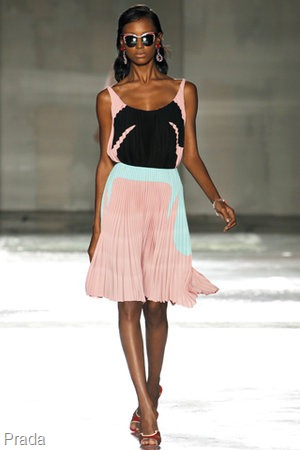 [prada-spring-2012-pleated-dress-profile%255B3%255D.jpg]