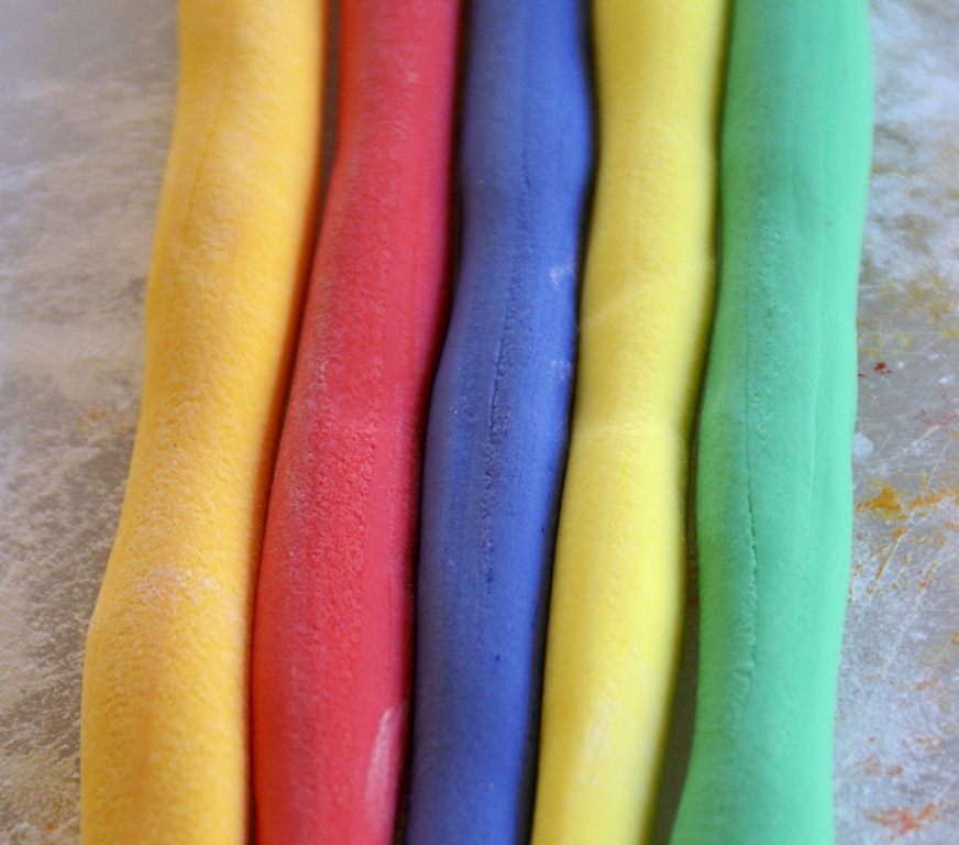 [fondant558-copy7.jpg]