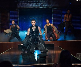 channing-tatum-strips-off-in-magic-mike