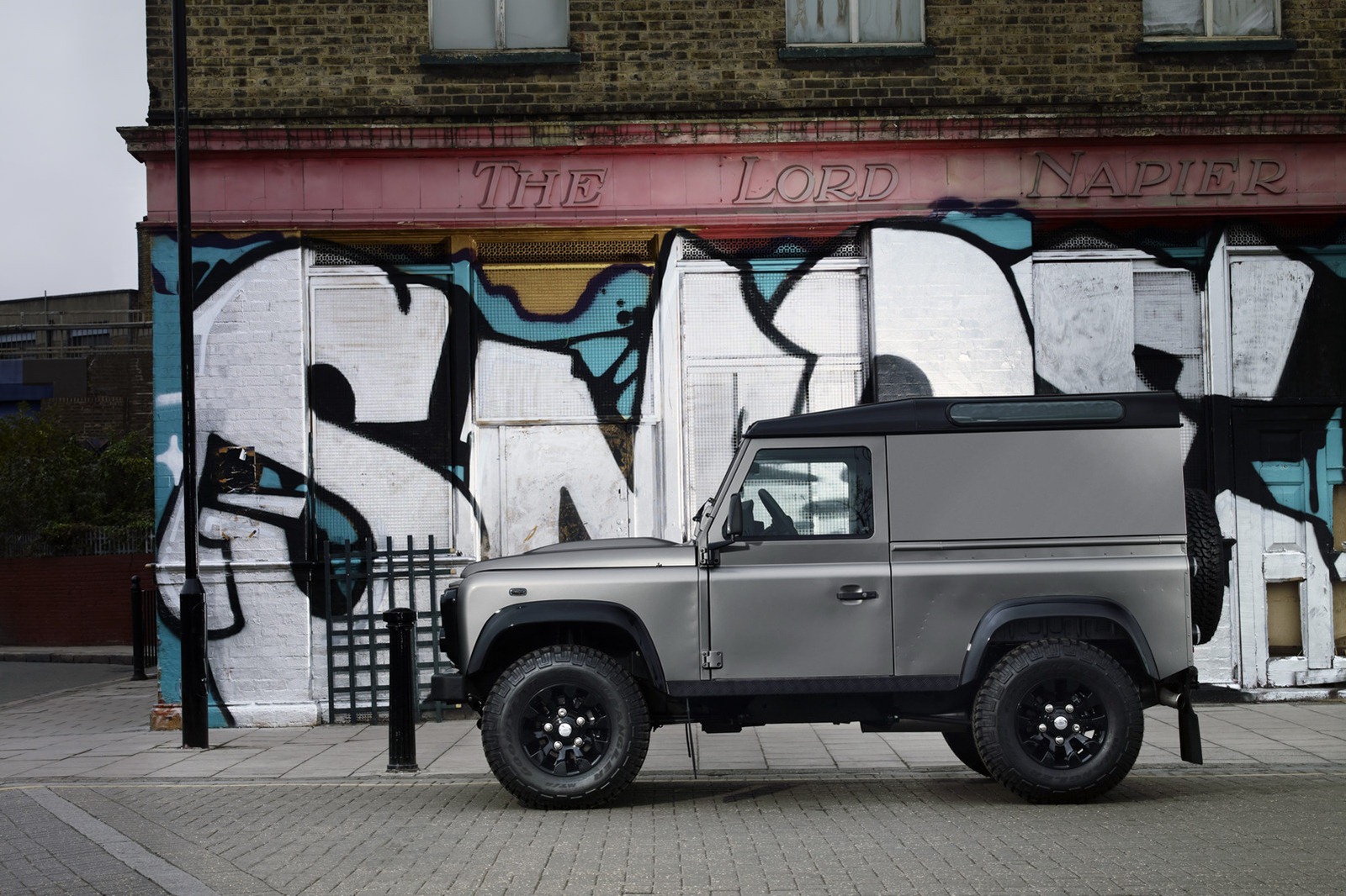 [LR-Defender-XTech-7%255B2%255D.jpg]