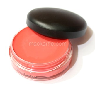 c_OutForFunCasualColourMAC17 c_OutForFunCasualColourMAC17