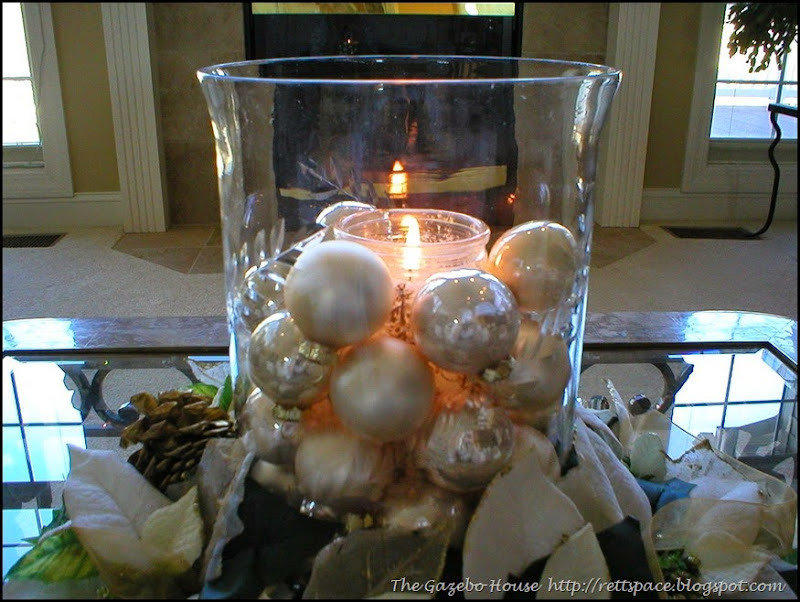 Christmas coffee table centerpiece, close-up Christmas coffee table centerpiece, close-up