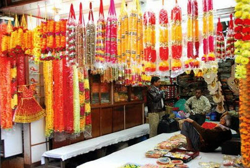 Cửa hàng bán đồ trang trí đám cưới Cửa hàng bán đồ trang trí đám cưới