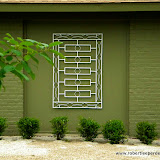 midcentury-modern-landscape-design-grill.jpg