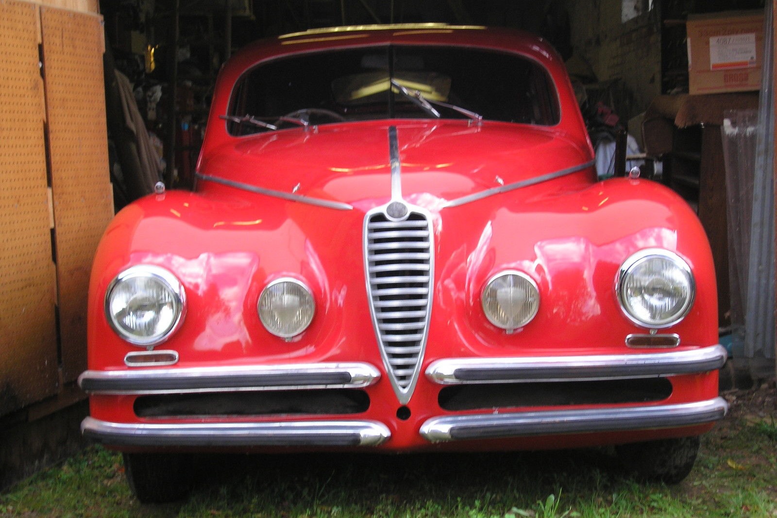 [1947-Alfa-Romeo-6C-2500-Sport-Berlinetta-Coupe-4%255B3%255D.jpg]