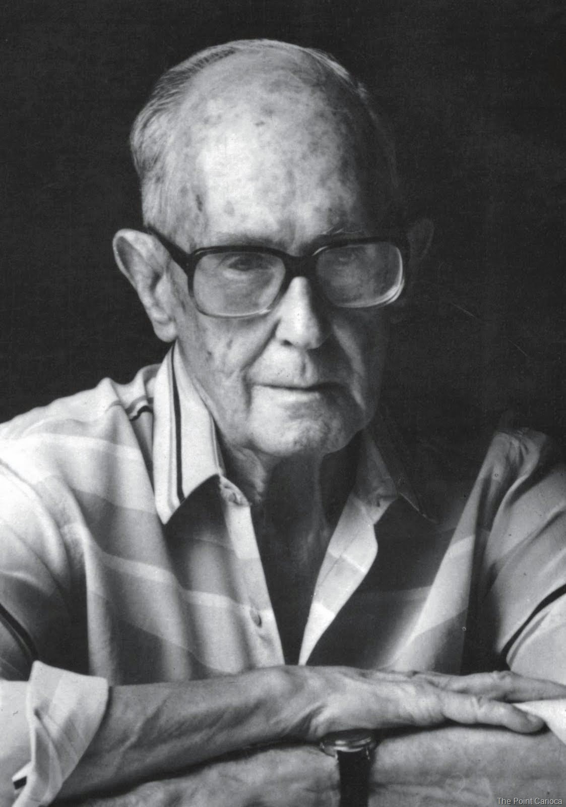 [Carlos%2520Drummond%2520de%2520Andrade%255B3%255D.jpg]