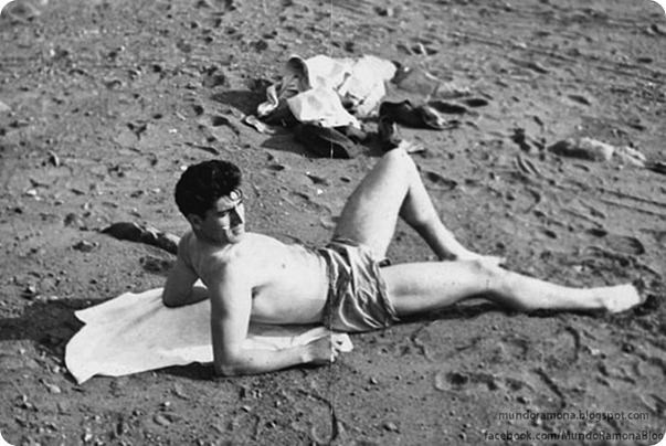 Beach-Boys-vintage-beefcake-30400307-946-634