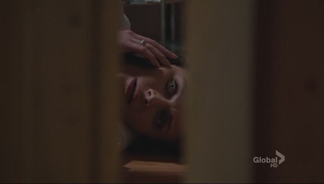 [brennan-on-floor-bones%255B2%255D.jpg]