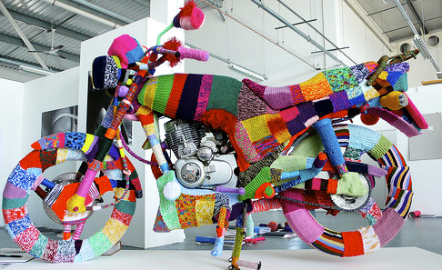 Imagen Yarn Bombing