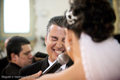 Album (digital) de fotos de Daniele e Luiz. Fotografias digitais dos fotógrafos de casamento Wagner e Vanessa que fazem fotos de casamento (fotografia de casamento) no melhor estilo do fotojornalismo em Niterói, RJ, e outras cidades do Rio de Janeiro. 