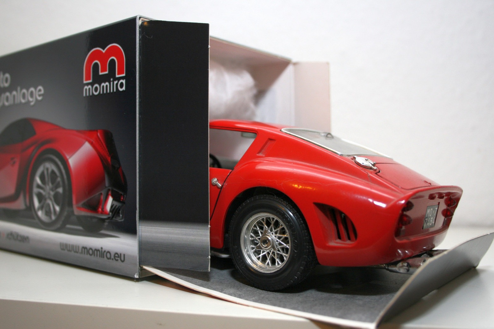 [Momira-Cleaning-System-Car--2%255B2%255D.jpg]
