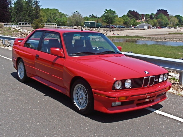 [BMW-M3-E30-9%255B2%255D.jpg]
