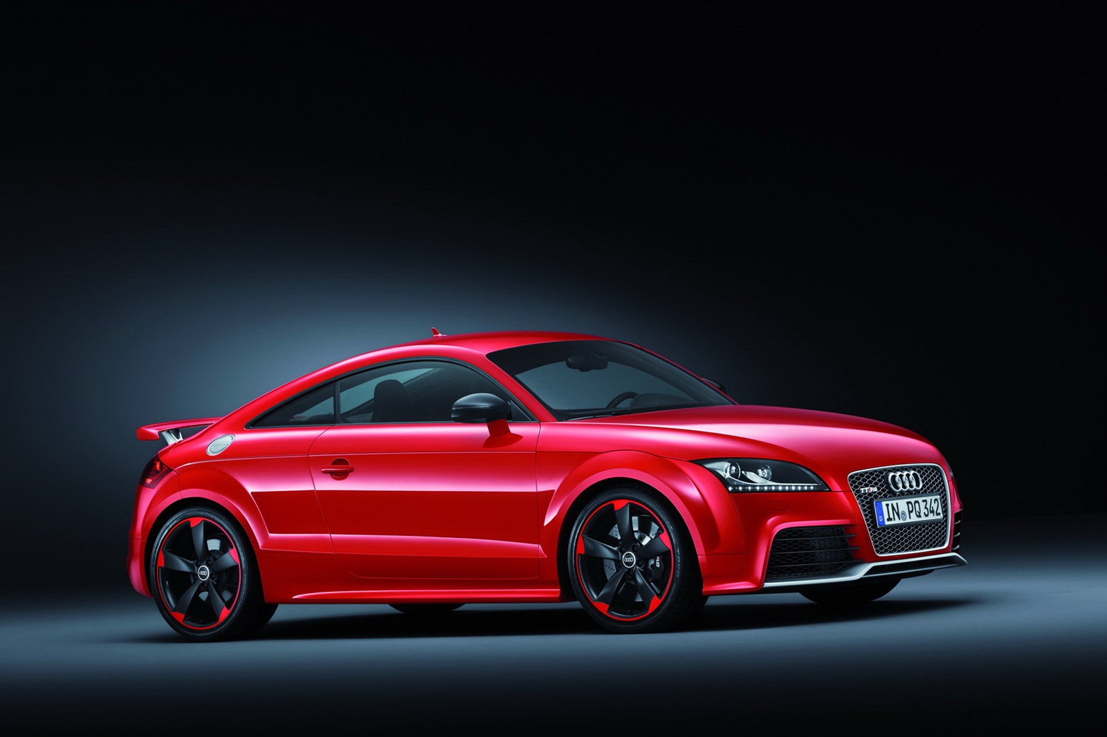 [2013-Audi-TT-RS-Plus-21%255B2%255D.jpg]