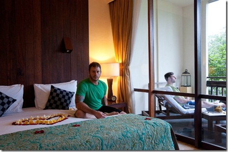gay hotel room15 gay hotel room15