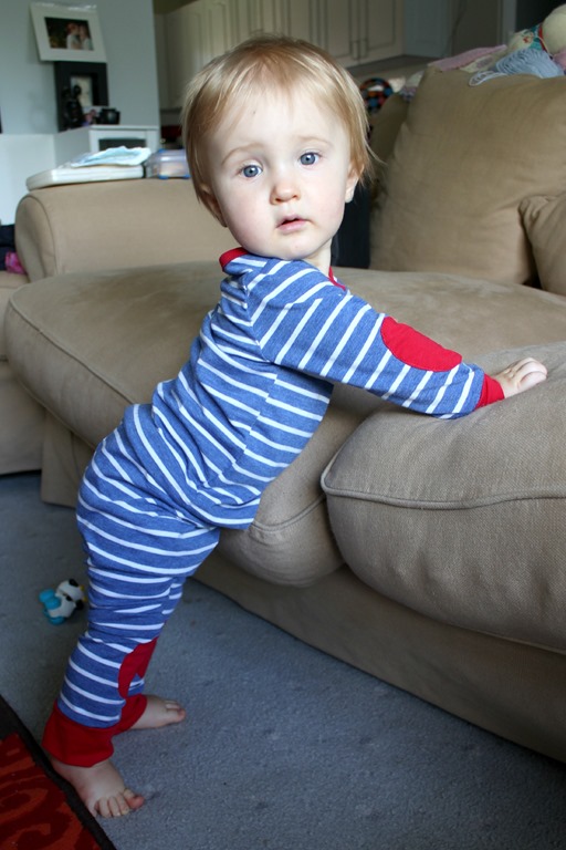 [Pj%2527s%2520beau%2520standing%255B5%255D.jpg]