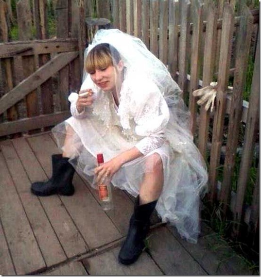 drunk-wedding-brides-ac131e_thumb.jpg?im