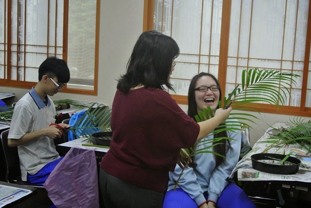 [gG%2520692%255B2%255D.jpg]