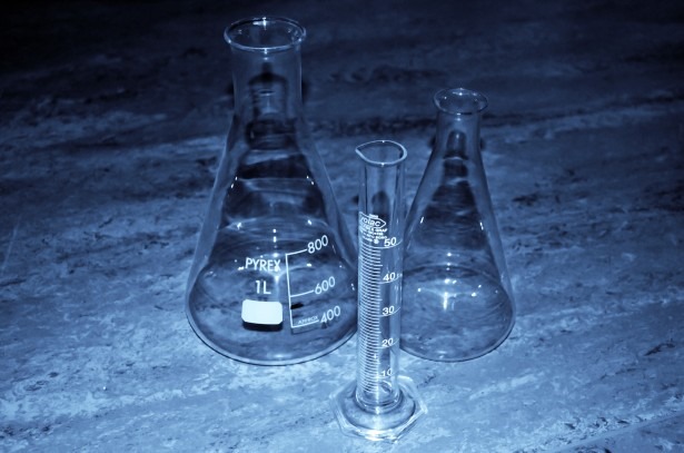 [laboratory-glassware%255B3%255D.jpg]