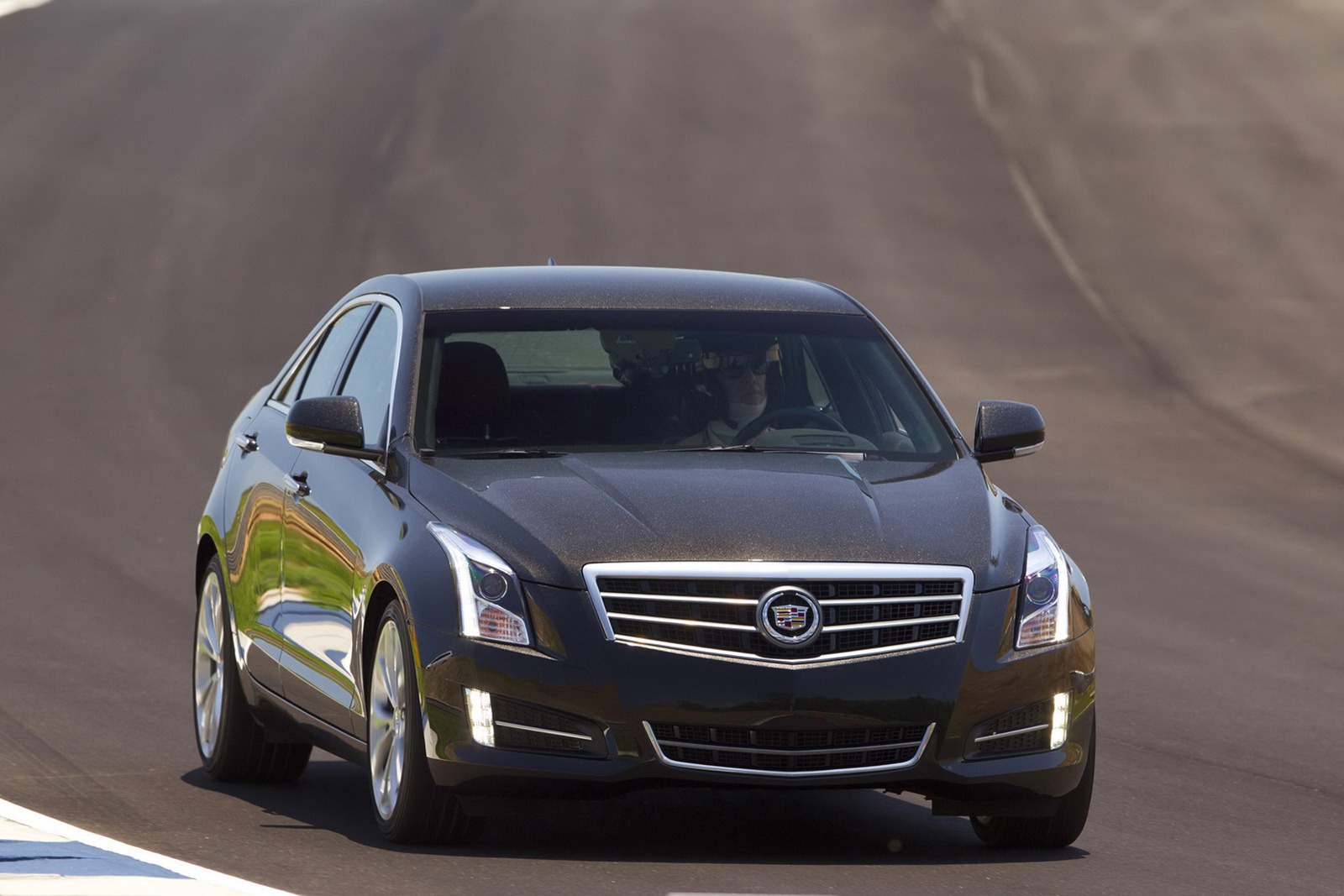 [2013-Cadillac-ATS-101%255B2%255D.jpg]