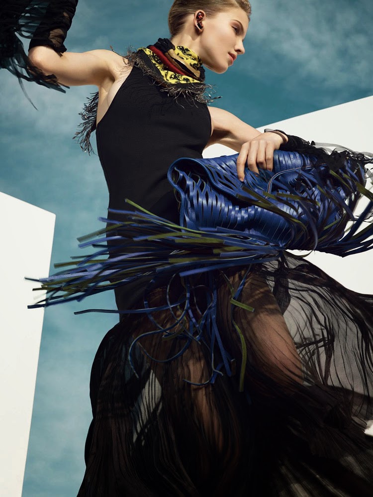 Саша Лусс в июньском Vogue China 2014 (10 фото)