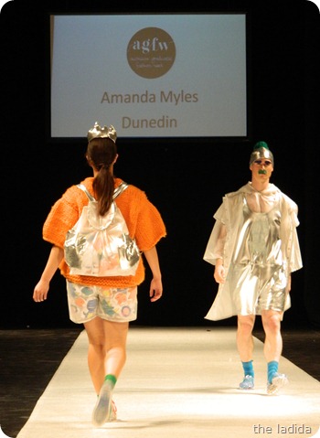 Amanda Myles - AGFW Fashion Show 2012 (6) Amanda Myles - AGFW Fashion Show 2012 (6)