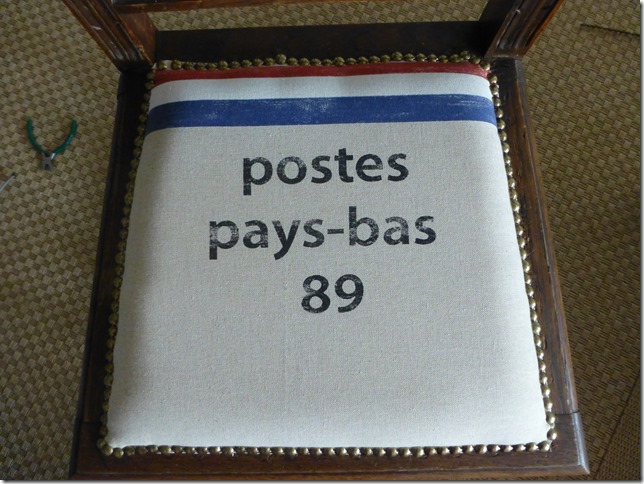 Uni-Therapy: Postal Chair Seat Uni-Therapy: Postal Chair Seat