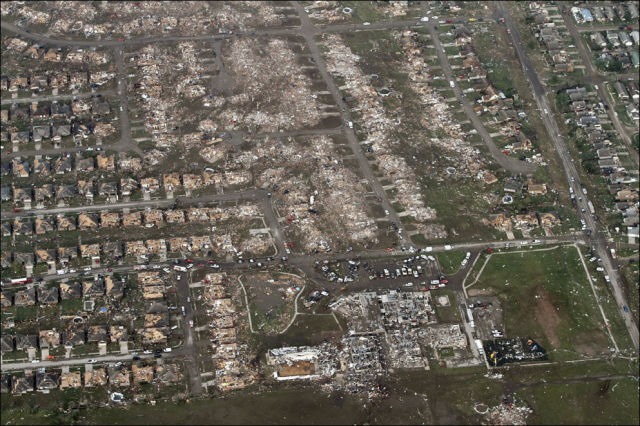 [oklahoma-tornado-destruction-17%255B2%255D.jpg]