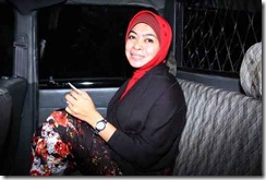 wa ode nurhayati saat ditahan KPK wa ode nurhayati saat ditahan KPK
