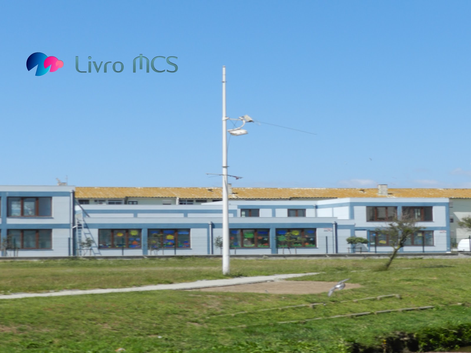 [Blog%2520Gazeta%2520de%2520Espinho003Livro%2520MCS%255B2%255D.jpg]