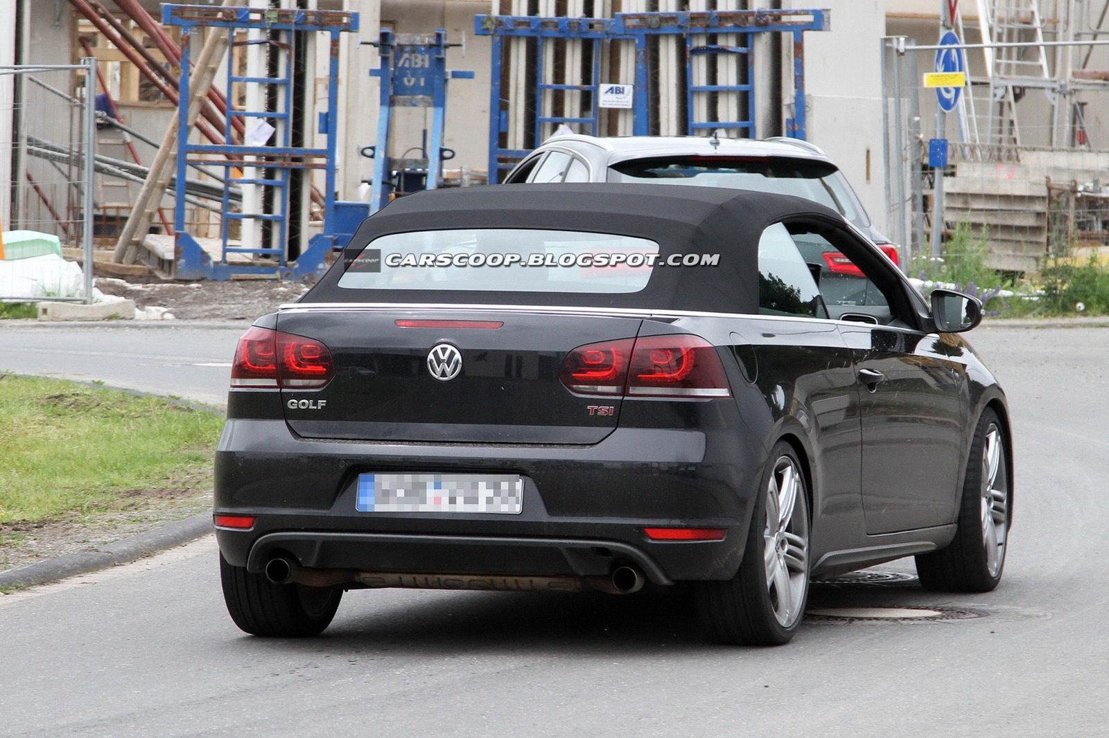 [2013-Volkswageb-Golf-R-Cabriolet-4%255B3%255D.jpg]