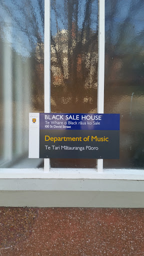 Black Sale House 