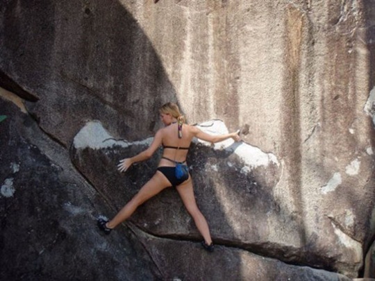 [girls-rock-climbing-17%255B2%255D.jpg]