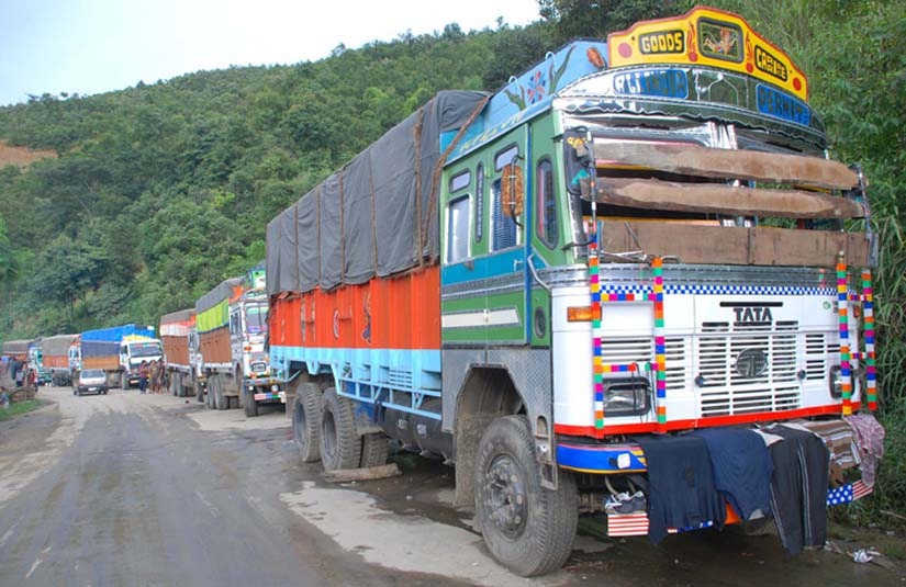 [manipur%2520sadar%2520hills%2520blockade%255B4%255D.jpg]