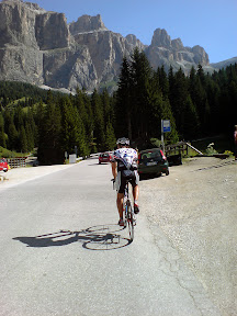 Ascenso al Passo Sella por Canazei
