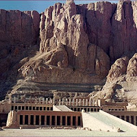 23.- Templo de la reina Hatshepsut