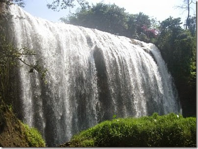 Vietnam Dalat Elephan waterfall 41dbb3483f8b77442e4e00c2c43f3e33