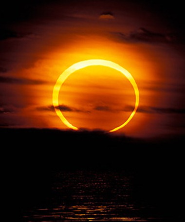 SOLAR ECLIPSE 004