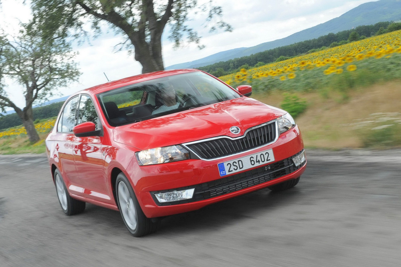 [2013-Skoda-Rapid-86%255B2%255D.jpg]